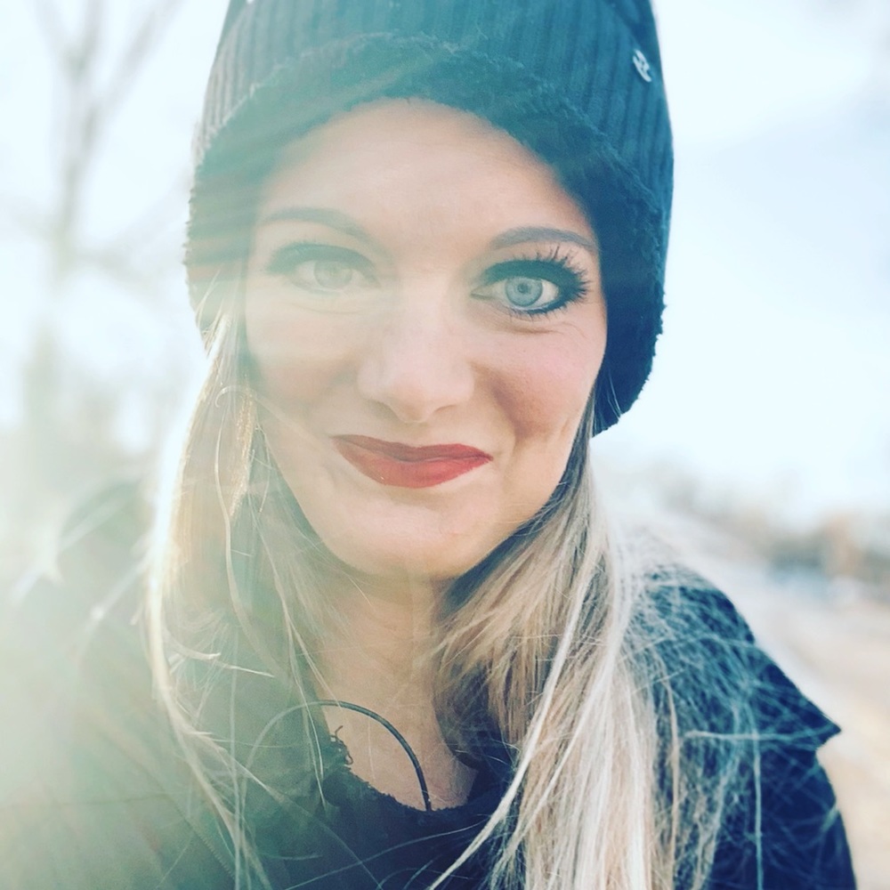 Meet your Posher, Whitney